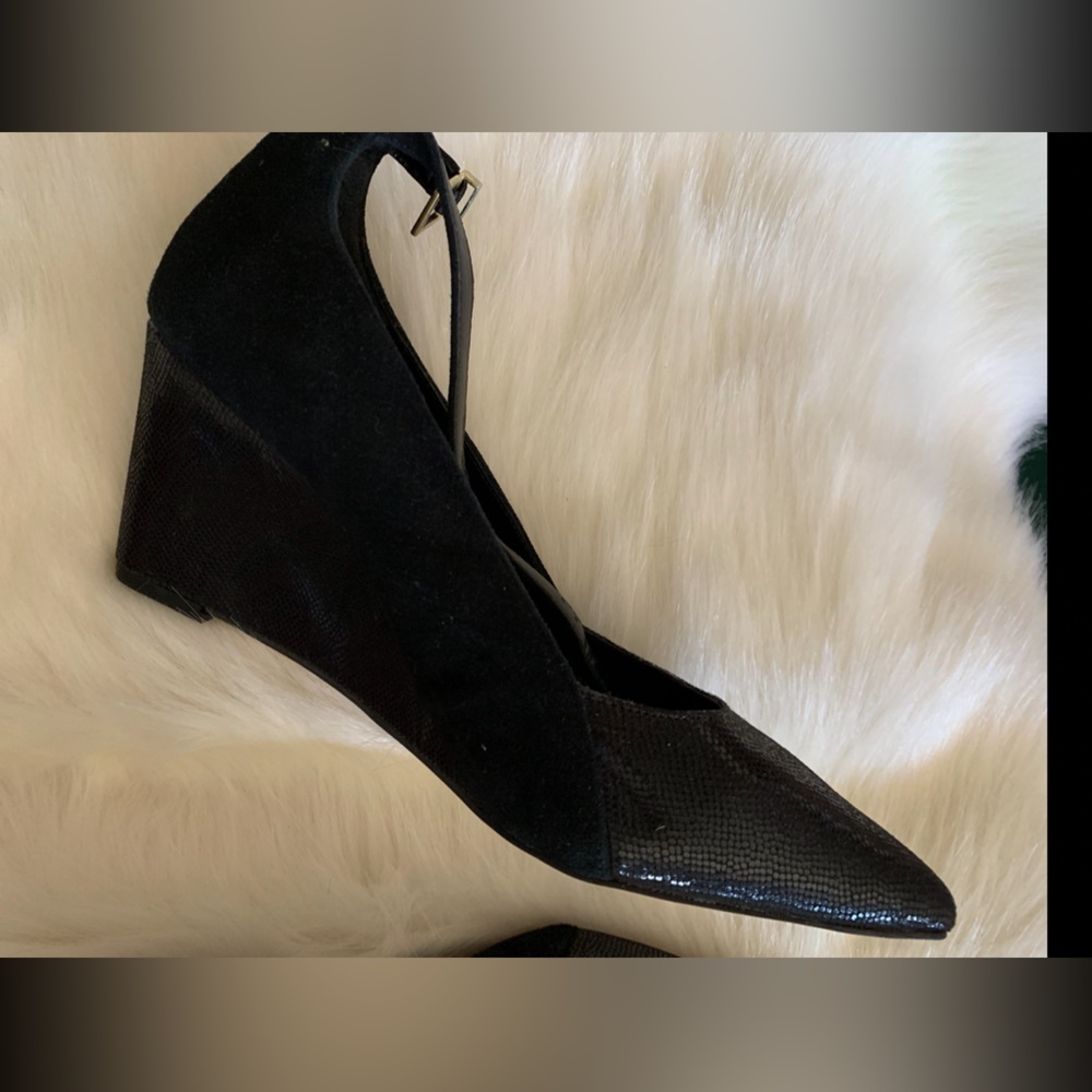 Bcbgeneration Women’s Black Pointed Toe Heeled Sh… - image 3